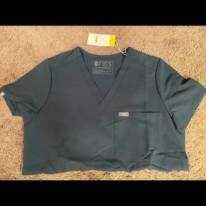FIGS XS scrub top